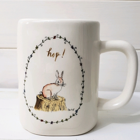 Rae Dunn Artisan Collection - Picture 1 of 4